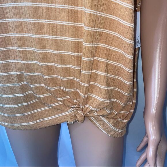 💋Bundle 4 items for $20. Add items💋 to a bundle - Picture 11 of 12